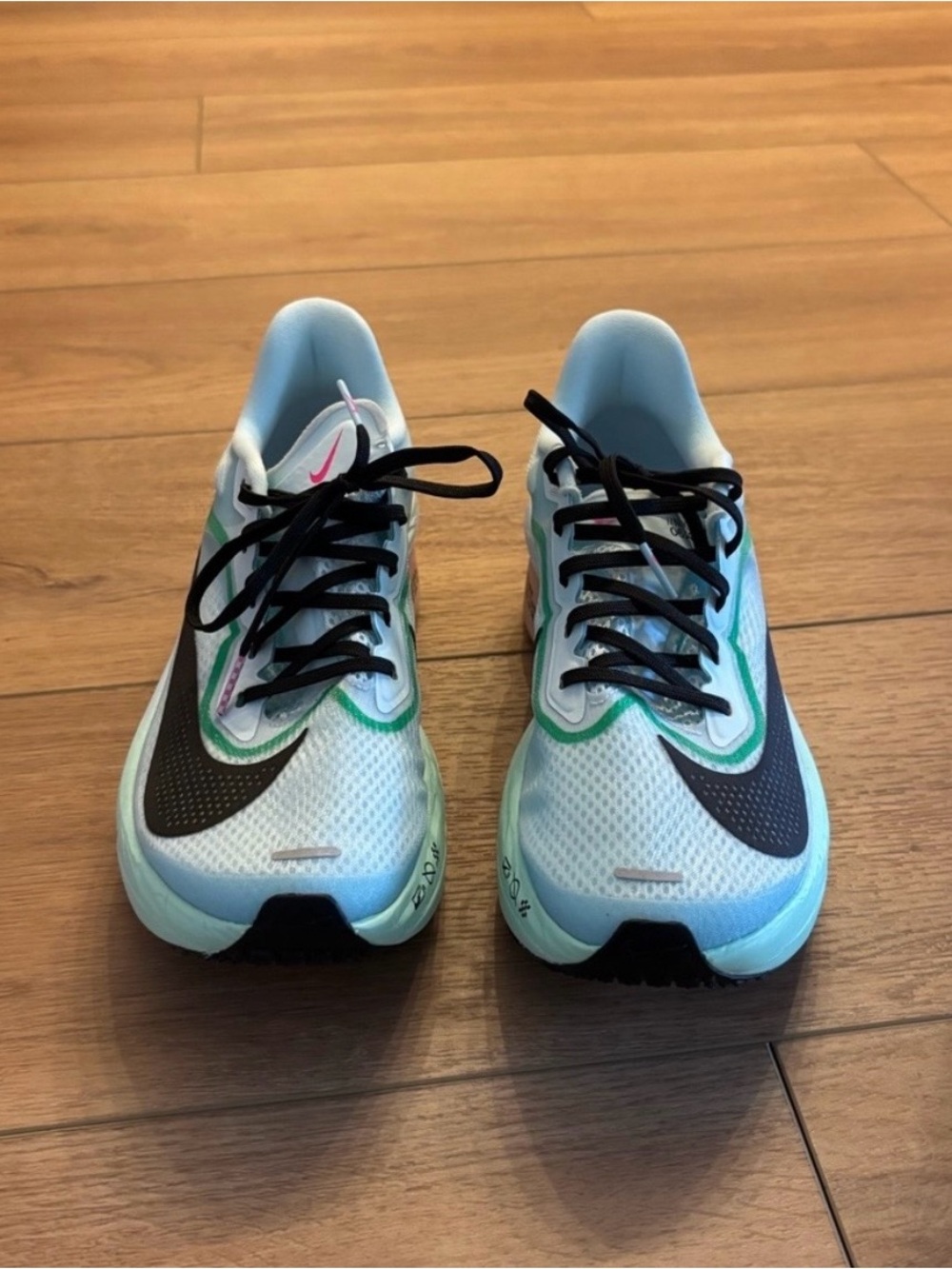 Nike zoom fly 6 NWOT women’s 7.5